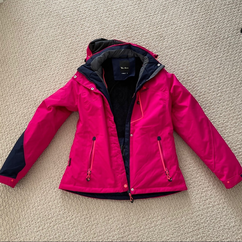 Snow Jacket - Picture 3 of 5